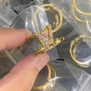 Luxe zirkon vierbladige klaver roterende ring Lucky Transfer sieraden cadeau voor meisjes tik tok dezelfde stijl voor dames klassieke gouden zilveren roos