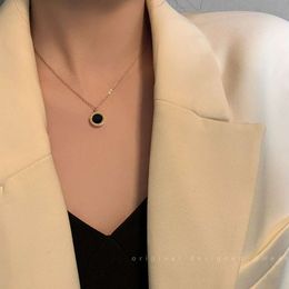 LuxuryDesigner Bijoux Or Rose Titane Acier Haute Qualité Collier Dames Mode Net Rouge Ins Simple Tempérament Cent Cadeau Assorti