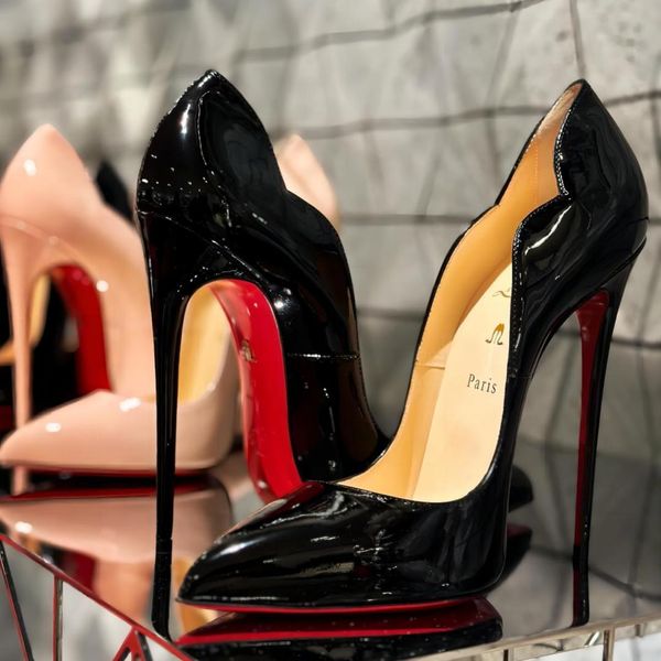 Luxurys Brand Bombs Tacones altos zapatos para mujeres zapatos de mujer rojo con el fondo del pie puntiagudo del dedo negro 8 cm 10 cm 12 cm de zapatos de boda sexy tamaño 35-44