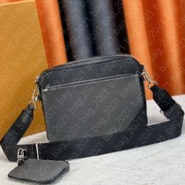 Luxurys diseñador bolsos hombres 3pcs trio de cuero flores negras de color negro bolso de caramelo bolso de hombro liso bolsas de hombro para mujeres bolso bolso m69443