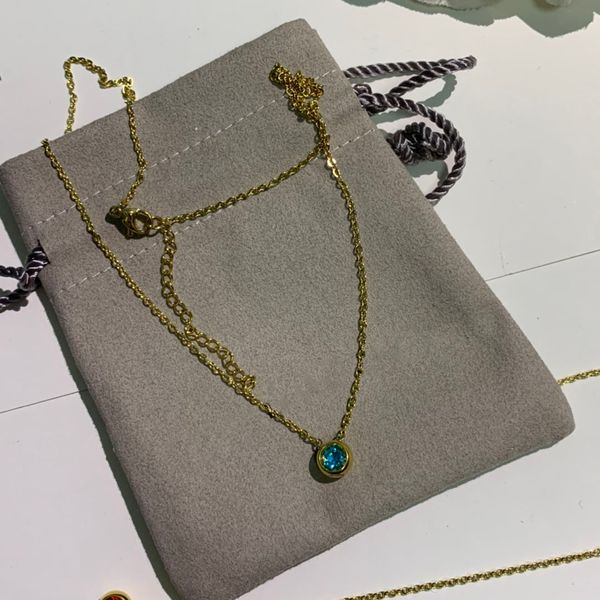 Luxurys Designer Colliers Pendentif Collier À Bille pour Femmes Zircon Chaîne Bijoux De Mode Accessoires Fête Petite Amie Cadeau Dames assez bien sympa