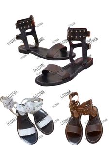 Chaussures de créateurs de luxe Chaussures pour femmes Sandales hautes de haute qualité Pantoufles chaussures plates d'été Sandales en cuir véritable Glisser des pantoufles de plage avec boîte bateau libre