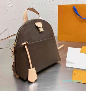 Luxurys Designers Bags Sac à main Femme Sac à dos en cuir véritable Sac d'école Sacs à dos portables et design Double usage