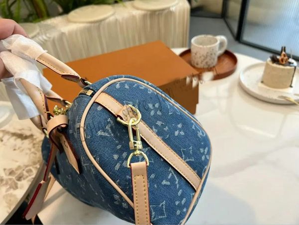 Luxurys diseñadores bolsos azul marino mezclilla jacquard cruz de hombro de cuerpo diseñador diseñador de bolso impreso color estereo bolso estereo bag mujeres mensajero ba para