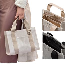 Luxurys Designers Beach Shopping Femme Yoga Sac Canvas Grands sacs Pochette Linette Crossbody Bands Small Medium Handbag One Bager Sac