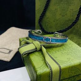 Luxurys diseñadores pulsera moda Puños brazalete pulseras diseñador pulsera lujo joyería estilo pareja para mujeres accesorios de boda bueno