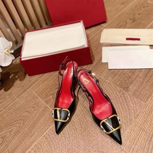 designers de luxe talons femmes bas rouges Chaussures habillées sandales de mode chaussure de mariage de fête classique couleur unie talon haut 6.5cm 8.5cm sandale confortable très bon