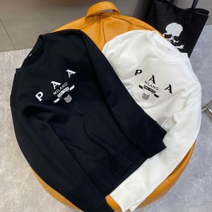 Diseñadores de lujo Sudaderas con capucha para hombres Moda para hombres y mujeres Sudadera con capucha Otoño Invierno Cuello redondo Jersey de manga larga Ropa Sudaderas Jerseys de baloncesto Logo triangular