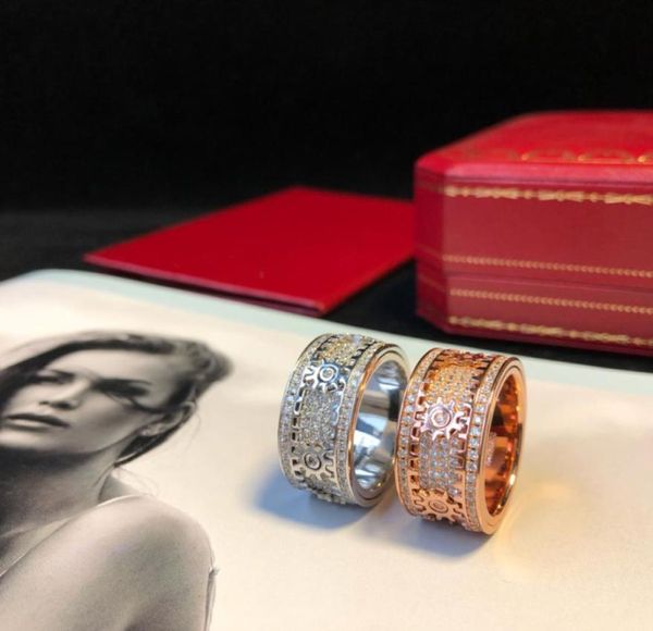 Diseñadores de lujo Anillos de engranajes de anillo para mujeres Hombres Joyería de compromiso de diamante completo Los engranajes pueden girar la fiesta informal 7355218
