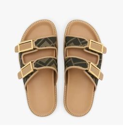 Diseñadores de lujo Sandalias para hombres Mujeres Moda Clásico Brocado Floral Diapositivas Pisos Cuero Goma Flip Flops Bottoms Zapatos de playa