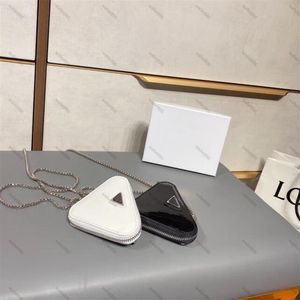 Luxurys Designers Triangle portefeuille Coin Purse Womens Top Quality Mini Migne Relustick Sacs Chain ￩paule Mode d￩contract￩e Little Walle316J