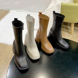 Designers de luxe femmes bottes de pluie Angleterre Style imperméable en caoutchouc eau pluies chaussures bottines bottines