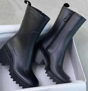 Luxurys Designers Vrouwen Regenlaarzen Welly Rubber Water Regens Schoenen Enkellaarsjes