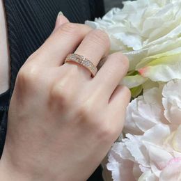 Luxurys modeontwerpers diamanten ring klassieke uitgeholde ringen essentieel cadeau voor mannen dames h letter designer sieraden ring