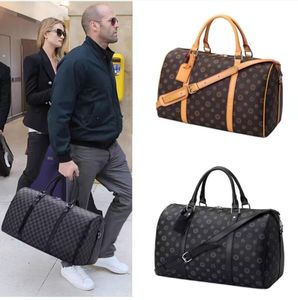 Luxurys Fashion Duffel Mens Designer Travel Sac de voyage Embrayage sur Sac à bagages Homme Basketball Keepall 55 cm Clear Handbag Women Duffle Sacs