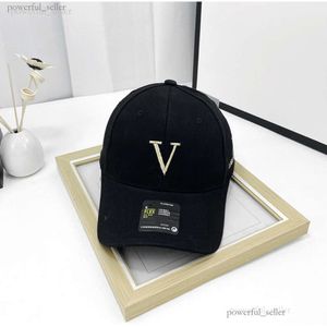 Luxurys Fashion Sun Hat Hommes Designer de luxe Femmes Louiseities Casquette de baseball Chapeaux ajustés Lettre Snapback Viutonities Sunshade Sport Broderie Beach White Fox 371