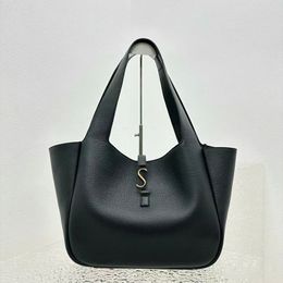 Sac à main de luxe sac fourre-tout sacs à bandoulières en cuir sac en cuir sacles sous les bras de travail de travail de travail pour hommes en cuir