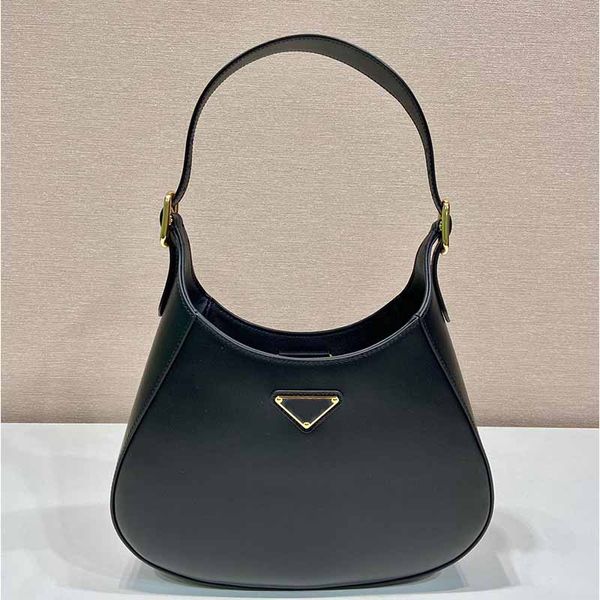 Bolsos de lujo Cleo Hobo Designer Crossbody Bag Women's Tramp Cuero Bolsas de hombro de alta calidad Sacoche Pochette Monederos Lady Underarm Messenger Vintage Black