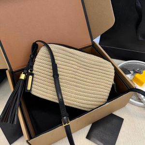 Luxe kwastcamera Designer Bag Heren Crossbody Schoudertassen TOTE KOPPELING Dames Raffia's Straw Weave Envelope portemonnees geweven lederen pochette zak gouden ketting handtas