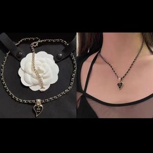 luxe retro merk brief kettingen geweven leer hanger ketting mode-sieraden voor vrouw meisjes sexy sleutelbeen ketting choker feestgeschenken 20 stijl