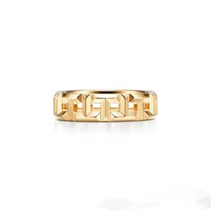 Luxurys Ring Eenvoudige damesring Design Sense Sterling zilveren damesring Klassieke diamant Eenvoudige ringen