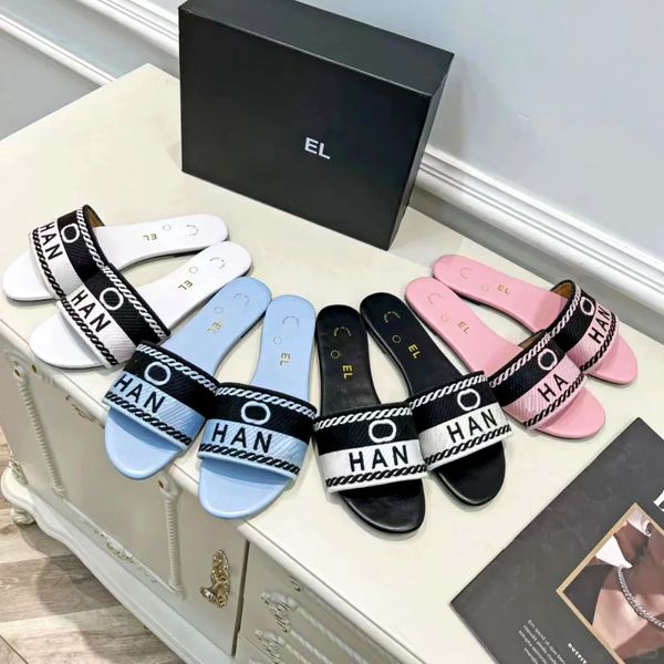 Été Casual Chaussures Sandale Canal Luxe Mule Fille Top Qualité Pantoufles Sandale Ensoleillé Mans Slide Designer Plage Piscine Femmes Gros Cadeau Plat Marche Sliders Mocassins