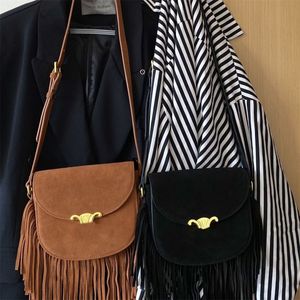 Luxurys Triumph Puerta Borla Bolsa forrada de hombro Bolsos de cuero para mujer Bolsa de asas Cubierta de embrague Bolsa de crossbody Mujeres Diseñador Monedero Fringe Shpping Bolsa de noche Carteras