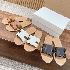 luxe dames Slippers heren Glijbanen indoor sandaal Designer Triom phe Mules Leren sandaal Zomer reizen strand Rubber bruine platte hakken Schoenen buiten zwembad Slippers