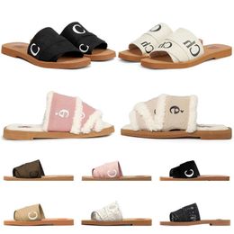 ur slipper pluizige sandalen beroemde ontwerper damessandalen 2023 dia's zwart en wit vintage beige roze winter vrouwen thuis huis bont harige slippers coach slippers 42