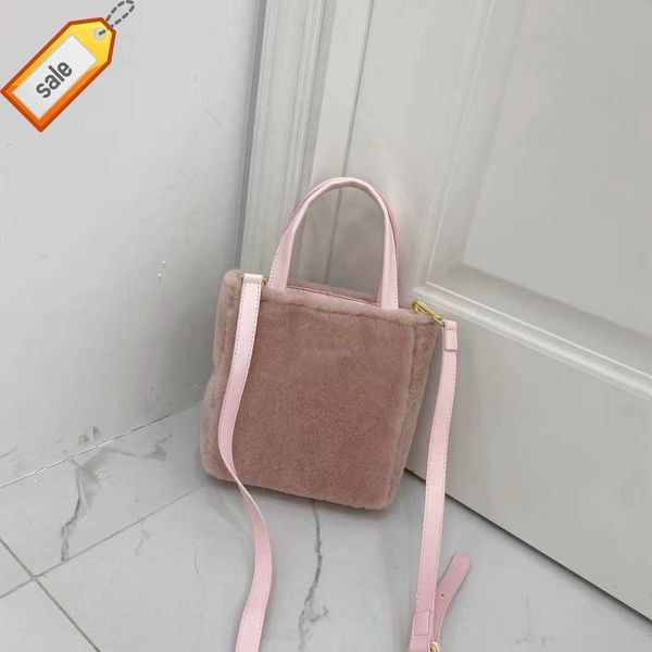 Luxe femmes marque concepteur main Bill sacs à bandoulière 2023 nouvelle mode Macaron laine sac fourre-tout Portable sac à bandoulière boîte-cadeau emballage usine vente directe