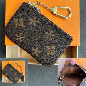 luxurys Porta carte da donna portachiavi Borse da viaggio in vera pelle Portafogli con cerniera di design Portamonete Portachiavi borse a mano M62650 borsa da uomo porta passaporto portafoglio