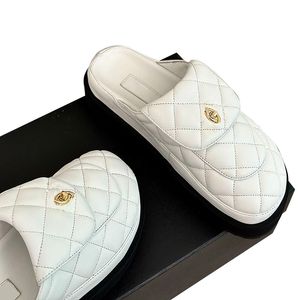 Luxury's dames slippers ontwerper schapenvacht platform hakken casual sandalen slip op dia's gewatteerde textuur flap muildieren dames laarsjes zwart witte buiten vrije tijd schoen