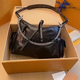 Lvity LouiseviUtionbag Lvsity Luis Vuittons Handbag 2024 Nouveau sac pour femmes Sac en cuir noir M24861 LouiseviUtion