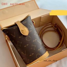 Bag Lvse Louiseviutionbag Calidad para mujeres Diseñador Teléfono Old Flower Bag Frees Fries de piel de ternera Hebilla dorada con bufanda de seda 6460