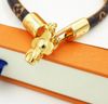 LW VIVIENNE T0P Qualit￩ Bracelet Vintage Bracelet pour femme Brand Designer Fashion Luxury Gift For Girlfriend Premium Gifts 001