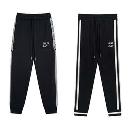 Lwe Men más pantalones casuales Pantalones diseñadores de tamaño de talla grande bordado y estampado de estilo polar de verano con pantalones de atletismo de algodón puro en la calle 334122