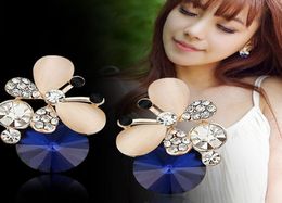 Lyiyunq Europe en America Fashion Brincos Brincos Merk Sieraden Leuke Rhinestone Butterfly Blue Earring Crystal Stud -oorbellen voor vrouwen8791687