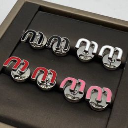 M Pendientes de letras de marca para mujeres Fashion de lujo Retro Vintage Clásico Diseñador Pendientes Tener números Brincos Maestrodayday Earings Anillos de orejas