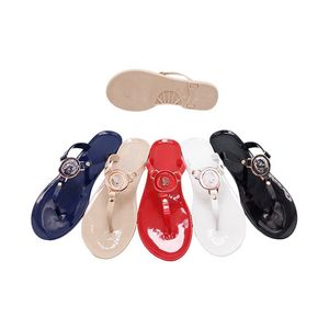 M Letter gesp Slippers jelly kleur Zomer Slipper Strand Flats slippers zwart wit marine bule zwembad buitenglijbanen sandalen mannen vrouwen rubber Thong sandaal