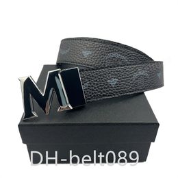 M Cinturón de diseñador de lujo Hebilla Fashion Cinturas de cuero genuino para hombres Carta Doble Big Gold Silver Black Gun clásica