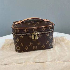 M42265 M41178 nice bb vanity 3 taille sac fourre-tout de luxe Sacs à main de designer pour femmes pochette de lavage maquillage hommes portefeuille trousse de maquillage Pochette d'épaule en cuir Sacs à cosmétiques Cross Body