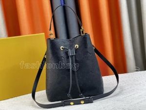 M45256 M45306 NeoNoe Bucket Bag MM Sacs à cordon Lettre Monogrammes en relief Luxurys Femmes Poignée amovible Sac à bandoulière Sac à main Mini Fourre-tout D