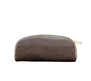 M47528 Sac de toilette King Size Dopp Kit Designer Women039S Men039s Travel Cosmetic Toilet Pouche Luxury Beauté Pochette A9541789