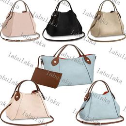 M51950 M54350 Sac à bandoulière Desinger Perced Flower Decoration Cuir Hina Small Sac à main Femmes Bucket Handbag Shopping Cross-Body238E