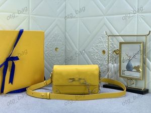M81746 Mini sac fourre-tout à vapeur concepteur luxueux sac à main en cuir sac à bandoulière rabat bandoulière portefeuille sac à main