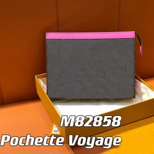 M82855 Designer Clutch Bag Heren Dames Portemonnee Topkwaliteit Cosmetische Tas Zakenreisportemonnee Pochette Voyage Totes Satchel Envelop Tas Handtas M61692 N41696