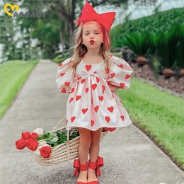 MaBaby 15Y Día de San Valentín Niño Niño Bebé Vestido de niña Corazón rojo Estampado Puff Manga Vestidos de fiesta para niñas Traje de niños D35 220519