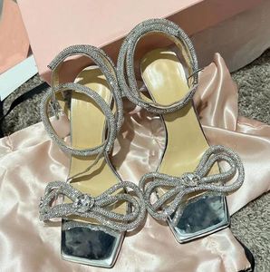 Mach Mach Bowtie Crystal Hoge Heel Sandals vrouwen Rhinestone transparante bruiloft Ladies Beach Ladies enkelwikkel Zwart zilveren sandalen met hoge hakken