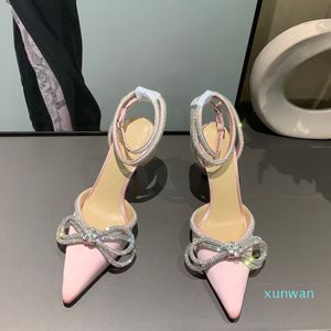 Mach Satin Bow pompes cristal embelli strass chaussures de soirée talons aiguilles sandales femmes à talons