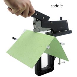 Machine SH04 Office Hand bedienen Handmatige Stapler Flat/Saddle Stapler Machine Stitcher Staples Binder Menu Papier Bindmachine XH XH